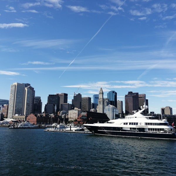 Снимок сделан в Boston Harbor Cruises пользователем Cenann 10/12/2019