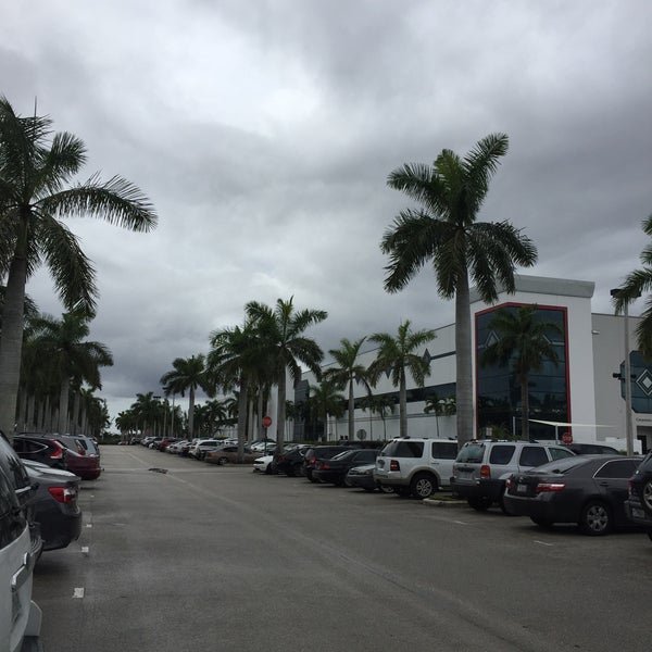 Photos at City Furniture Tamarac, FL