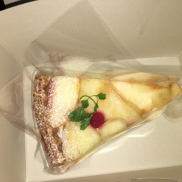Photos At フルーツケーキファクトリー 札幌大丸店 Dessert Shop