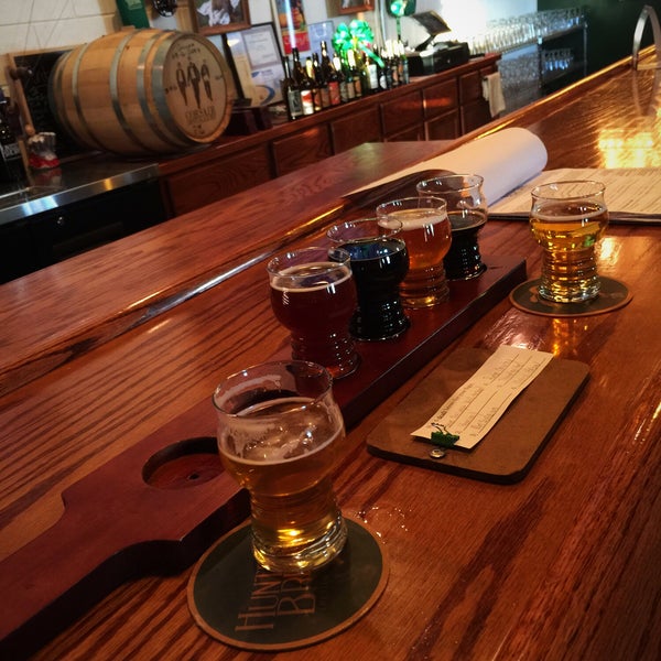 Photo taken at Hunter&#39;s Brewing by Pat F. on 3/3/2018