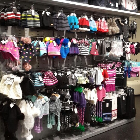 Мегаспорт новороссийск. Мегаспорт Ереван. Спорттовары Ереван. Магазин спорттоваров в Ереване. Мегаспорт магазин в Армении.