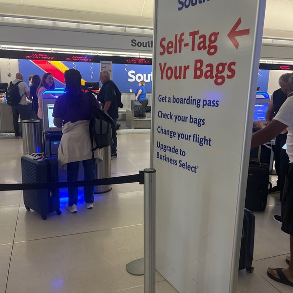 Southwest Airlines Ticket Counter Airport Ticket Counter
