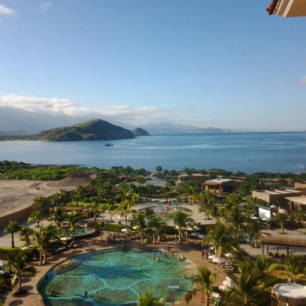 Foto diambil di Villa Del Palmar Beach Resort &amp; Spa oleh Carlos C. pada 10/26/2013