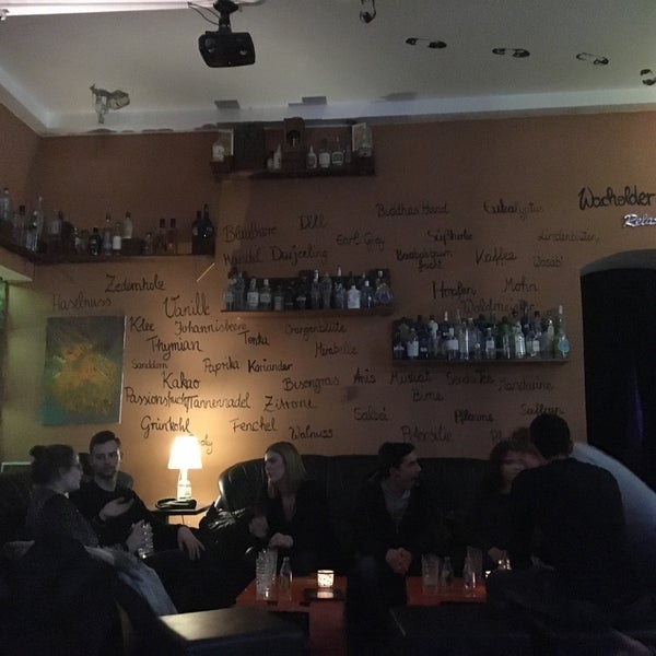3/3/2018 tarihinde Steve M.ziyaretçi tarafından Gin Chilla Bar'de çekilen fotoğraf