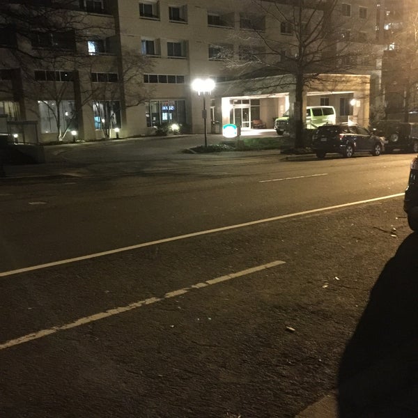 1/26/2017에 George J.님이 Courtyard by Marriott Arlington Rosslyn에서 찍은 사진