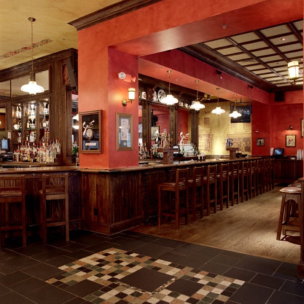 รูปภาพถ่ายที่ Siné Irish Pub &amp; Restaurant โดย Siné Irish Pub &amp; Restaurant เมื่อ 1/28/2015