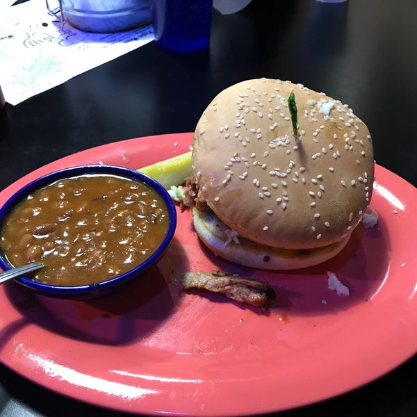 Pulled pork sandwich with baked beans