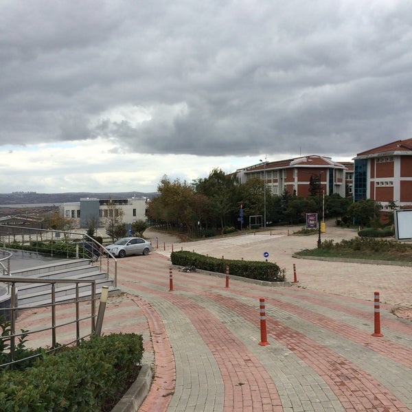 10/18/2016 tarihinde Serkan E.ziyaretçi tarafından Fatih Üniversitesi'de çekilen fotoğraf