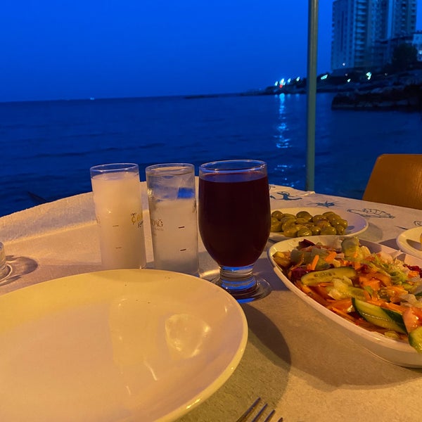 5/31/2022 tarihinde Hasan B.ziyaretçi tarafından Çakıl Restaurant'de çekilen fotoğraf