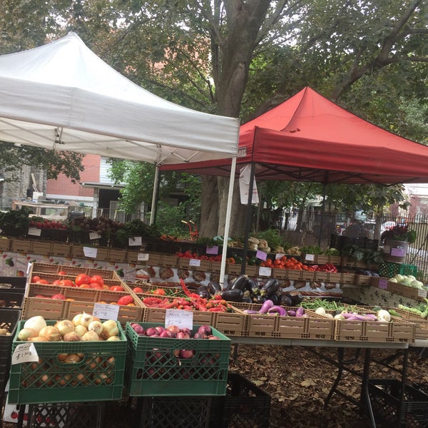 Photo prise au Kingsbridge-Riverdale Farmers&#39; Market par Shaun R. le10/15/2017