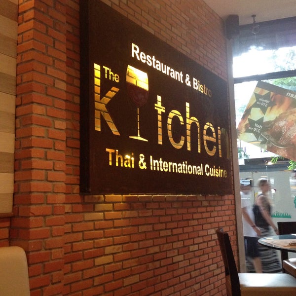 รูปภาพถ่ายที่ The Kitchen Koh Samui โดย Chibaba เมื่อ 8/30/2015