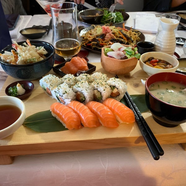 Extraordinary sushi! Exceptional preparing and presentation by the staff. Very good quality of service and products! The price is not so high comparing with the quality