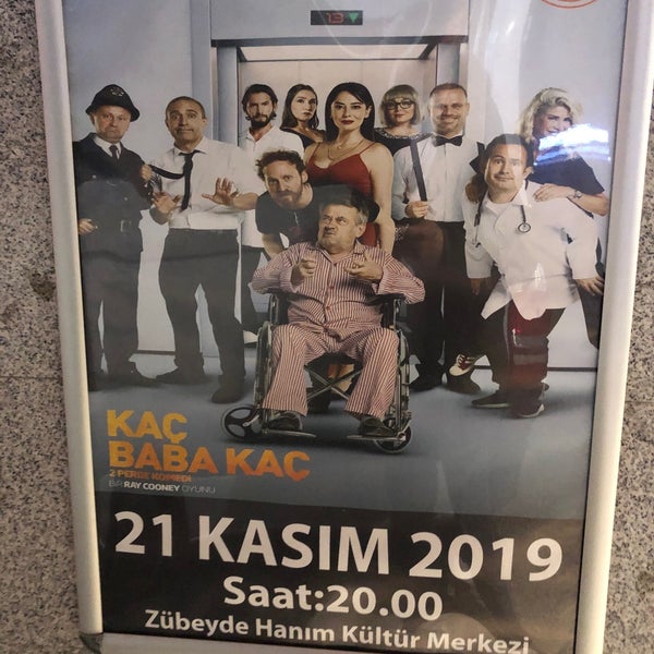 Photo taken at Zübeyde Hanım Kültür Merkezi by Oğuzhan on 11/21/2019