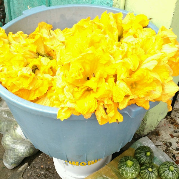 Mercado exhacienda de emiliano zapata Farmers Market in Emiliano Zapata