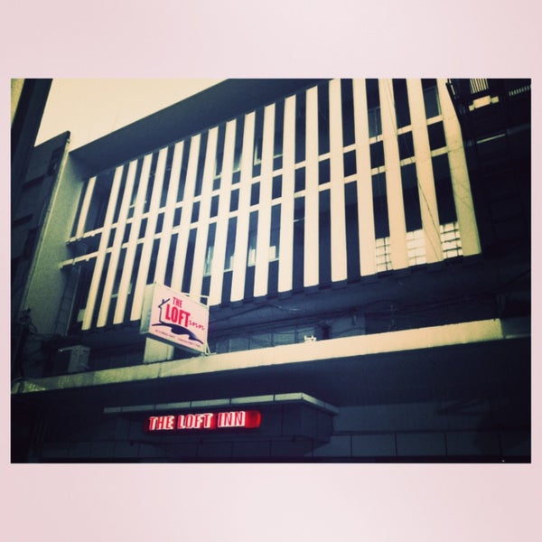 Foto tirada no(a) The Loft Inn por Nikkah S. em 9/8/2013
