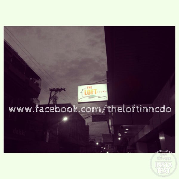 รูปภาพถ่ายที่ The Loft Inn โดย Nikkah S. เมื่อ 9/8/2013