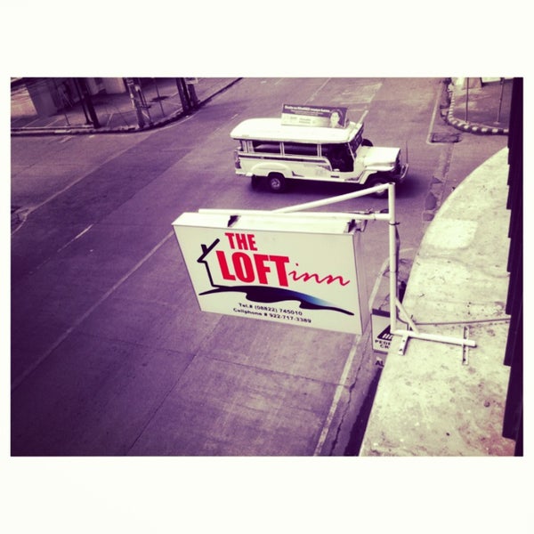 Foto tirada no(a) The Loft Inn por Nikkah S. em 9/8/2013