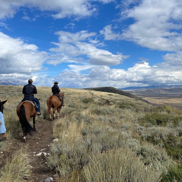 9/22/2022 tarihinde Katelyn G.ziyaretçi tarafından Spring Creek Ranch'de çekilen fotoğraf