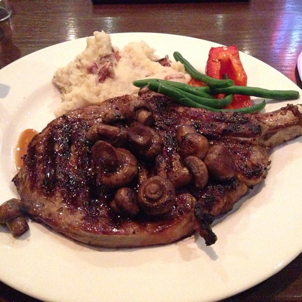 Photo taken at The Keg Steakhouse + Bar - Richmond South by Carla on 5/22/2014