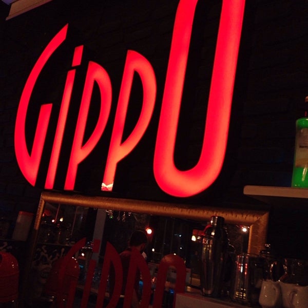 Foto diambil di Gippo Cafe &amp; Brasserie oleh Murat T. pada 4/28/2015