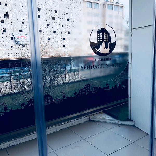 Foto diambil di Sennacity Hotel oleh Uluç Mete G. pada 2/18/2018