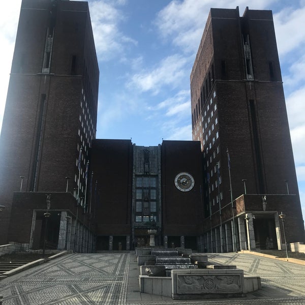 Foto tomada en Ayuntamiento de Oslo  por Mariana D. el 9/29/2019