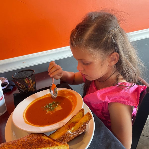 The Grill House Redwood Shores 9 tips from 440 visitors