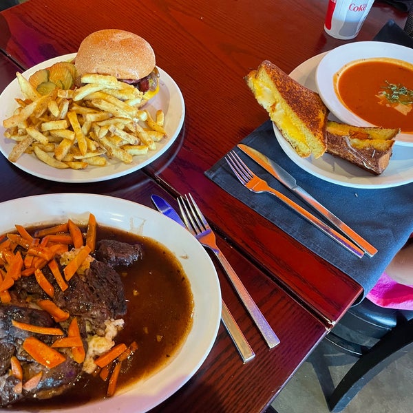 The Grill House Redwood Shores 9 tips from 440 visitors