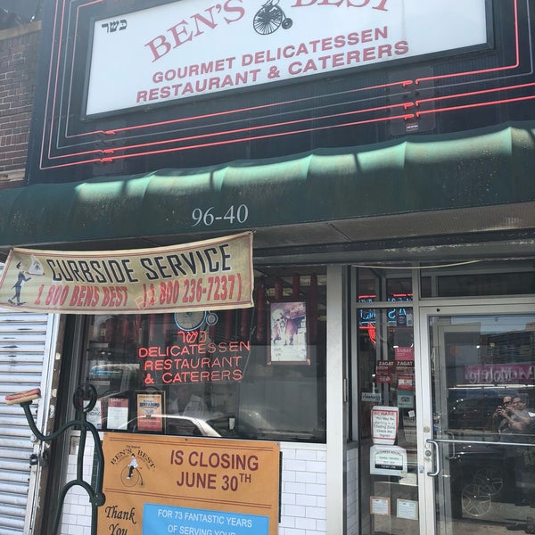 Photo taken at Ben&#39;s Best Kosher Delicatessen by Sage on 6/26/2018