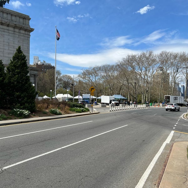 Photo taken at Grand Army Plaza Greenmarket by Sage on 4/23/2022