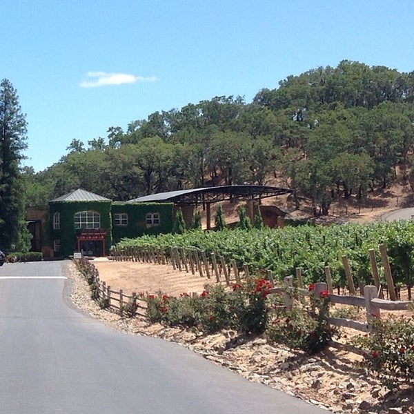 Photo taken at Lancaster Estate Vineyards by WineryCritic on 6/26/2014