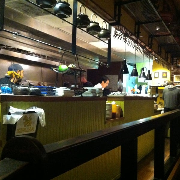 Swing Thai Thai Restaurant in Washington Park West