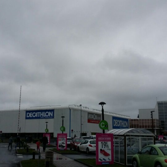 Decathlon Mons