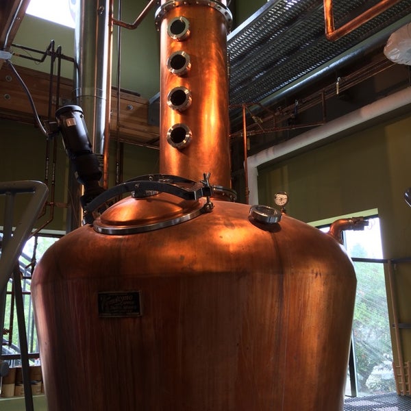 9/22/2014에 David K.님이 Bainbridge Organic Distillers에서 찍은 사진