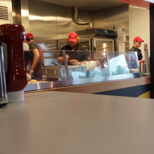 Photo taken at MOOYAH Burgers, Fries &amp; Shakes by Korey F. on 7/14/2013