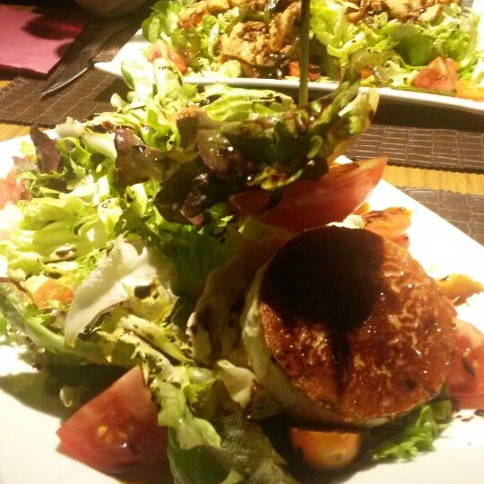 3/18/2014にAlyona M.がSonbuda Restaurant &amp; Chill Outで撮った写真