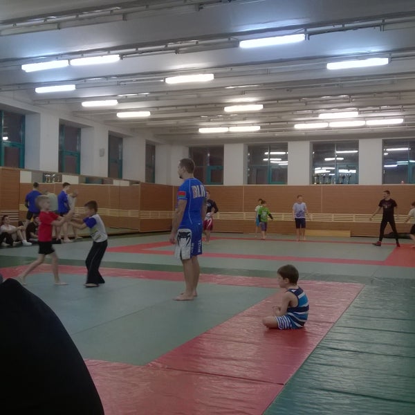 Спортивный корпус mit