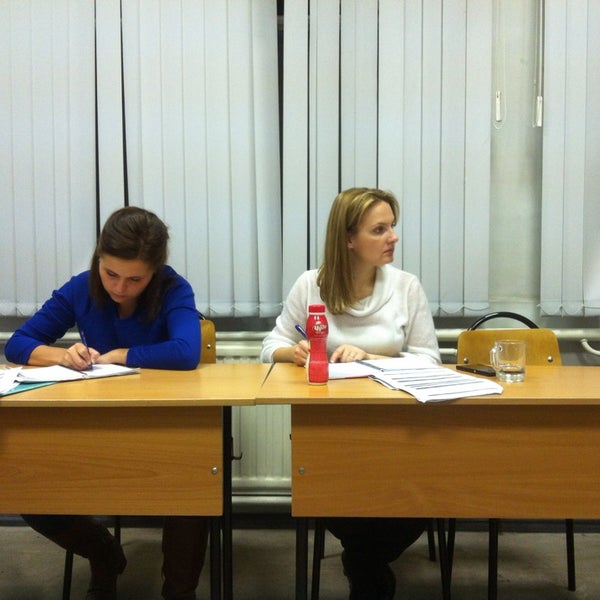 языковая школа английского today. курсы лайв. Creative people арт директор. Cyberbionic фото. курсы английского языка рязань.