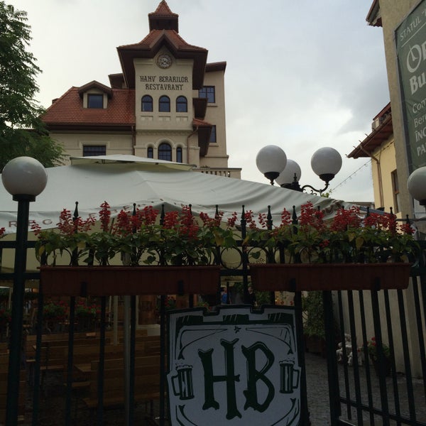 Photo taken at Hanu&#39; Berarilor Interbelic by Andrei E. on 7/14/2015