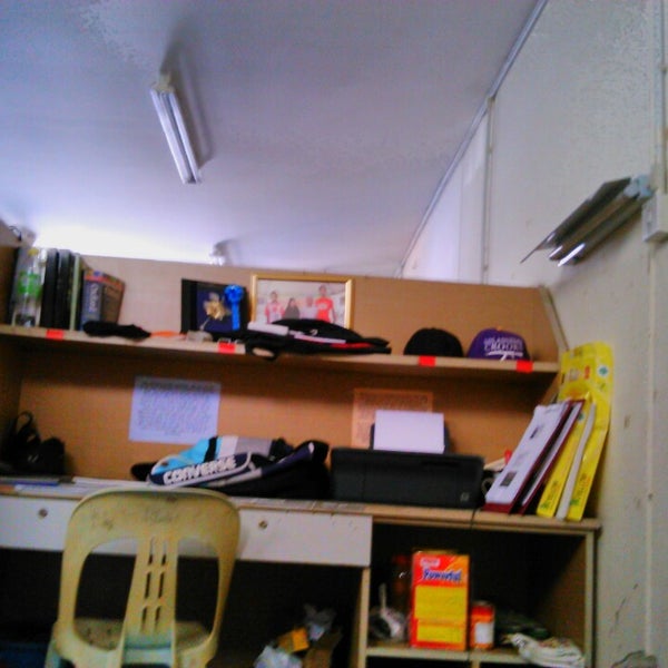 Partition 4 C304 Blok C Kolej 13 Upm Serdang Selangor