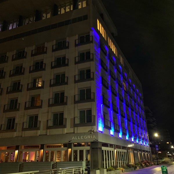 Foto tirada no(a) Allegria Hotel por Olga E. em 10/23/2018