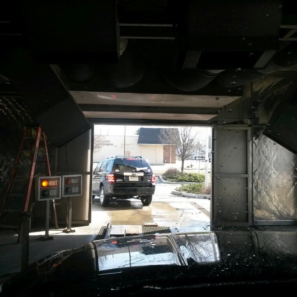 Mr. Wizard Car Wash Car Wash and Detail