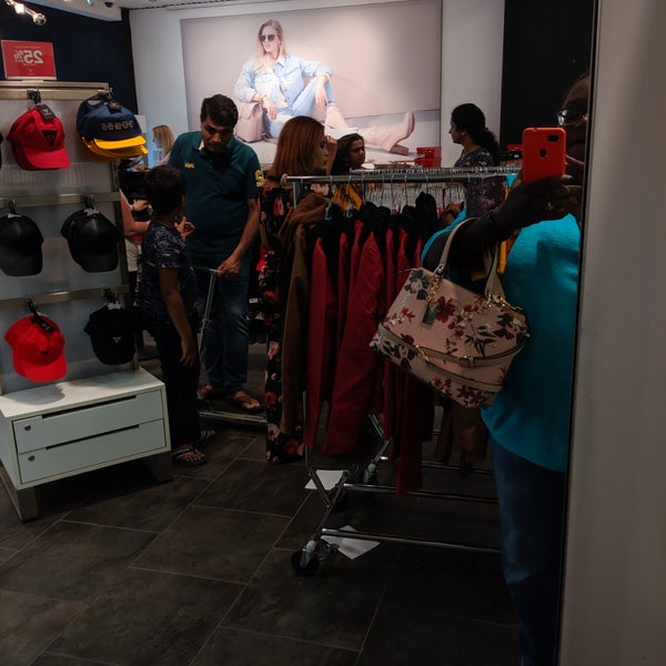 guess factory new york