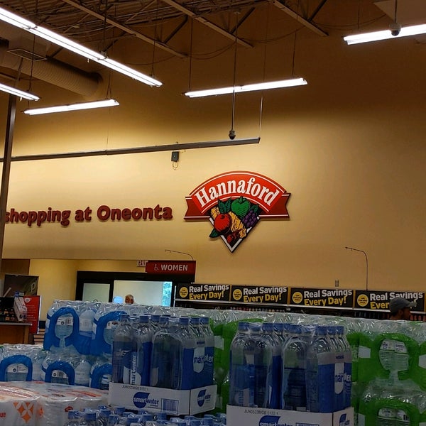 Hannaford Supermarket Oneonta, NY