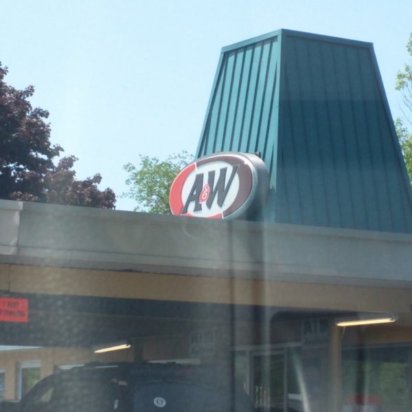 Photo taken at A&amp;W Restaurant by Lynne S. on 5/23/2018