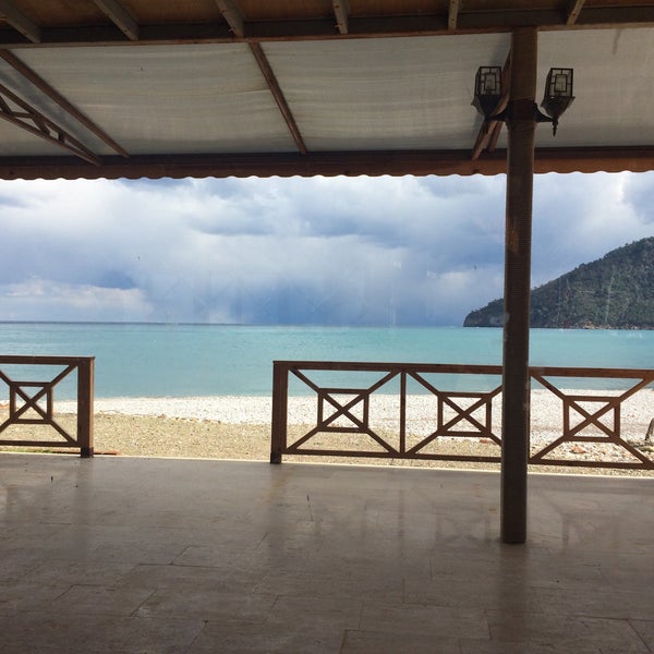 Foto scattata a Sinemis Hotel Beach &amp; Restaurant da Barış Koray B. il 2/19/2015