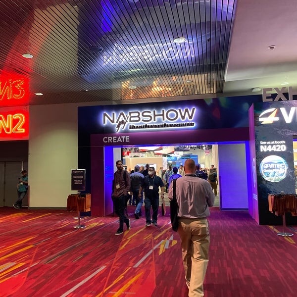 Photo taken at Las Vegas Convention Center by Flávio R. on 4/25/2022