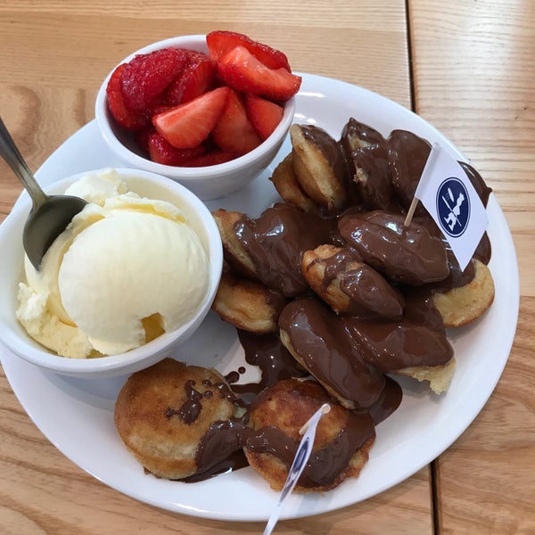 Photo taken at Pancakes Amsterdam by Moy H. on 5/15/2019