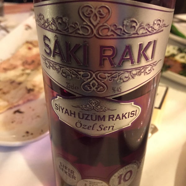 Photo prise au Antakya Restaurant par Yunus Emre K. le11/28/2015