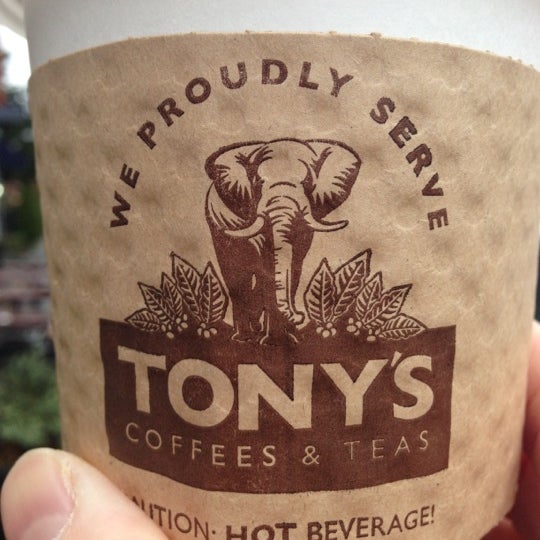 3/7/2013 tarihinde Gary H.ziyaretçi tarafından Tony&#39;s Coffees &amp; Teas'de çekilen fotoğraf